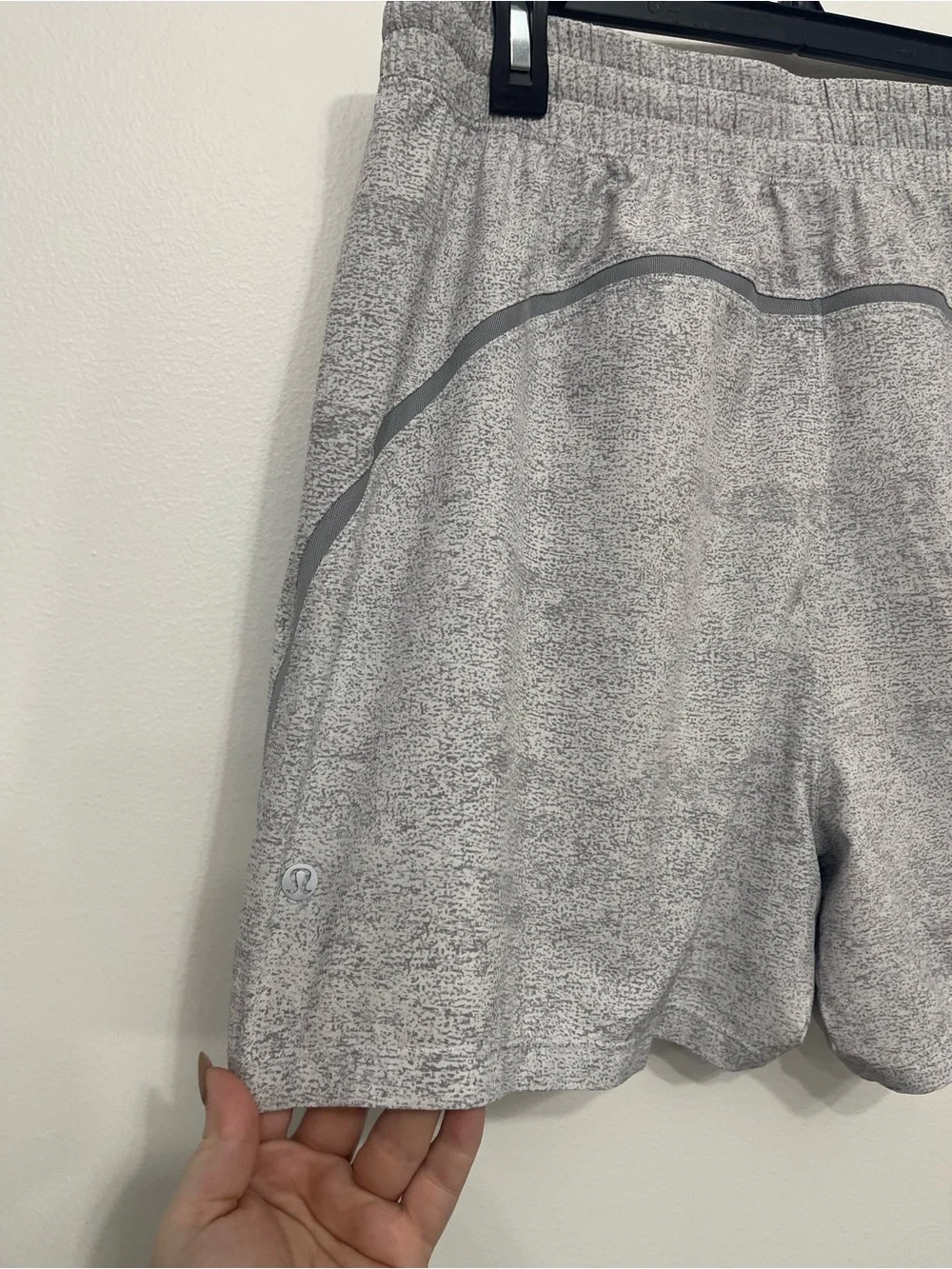 Men’s Lululemon Pace Breaker Shorts- XXL